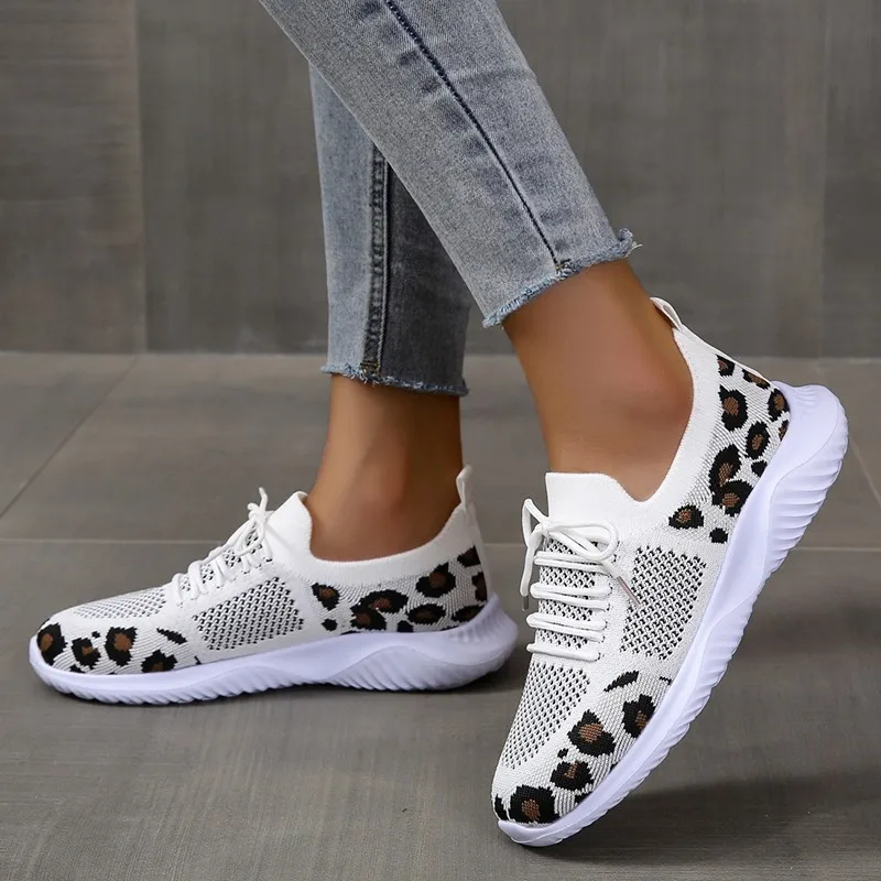 Knit Fabric Lace Up Sneakers - Sepatu Kasual Wanita Terbaru untuk Musim
