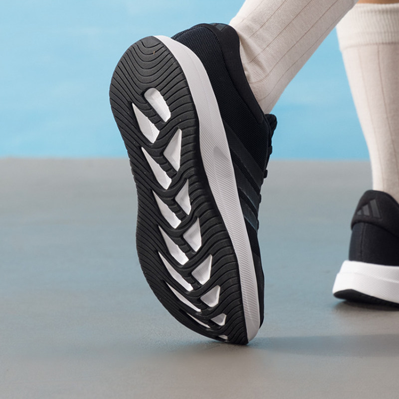 Adidas JQ6404 Sepatu Lari Wani - Shock Absorbing Gym Trainers ulasan dan harga